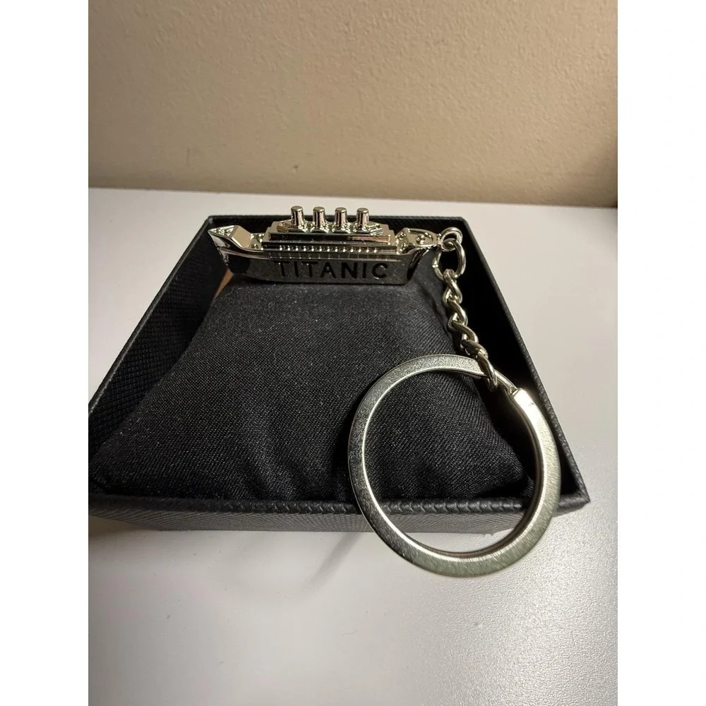 Titanic Keychain